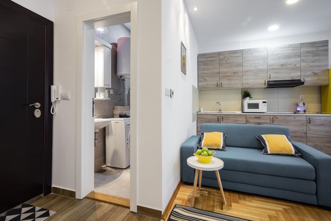 Giallo apartment - Free Private Parking Novi Sad Esterno foto