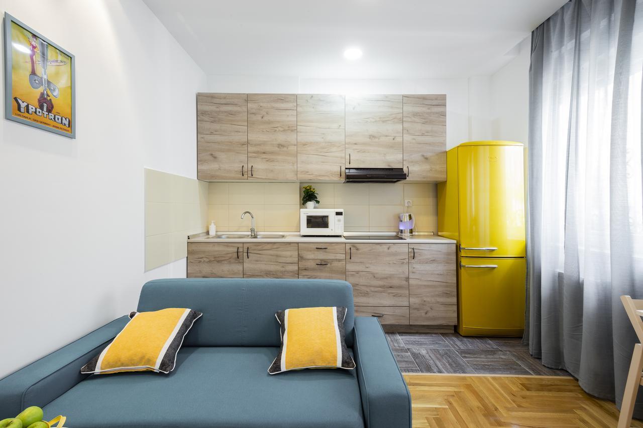 Giallo apartment - Free Private Parking Novi Sad Esterno foto