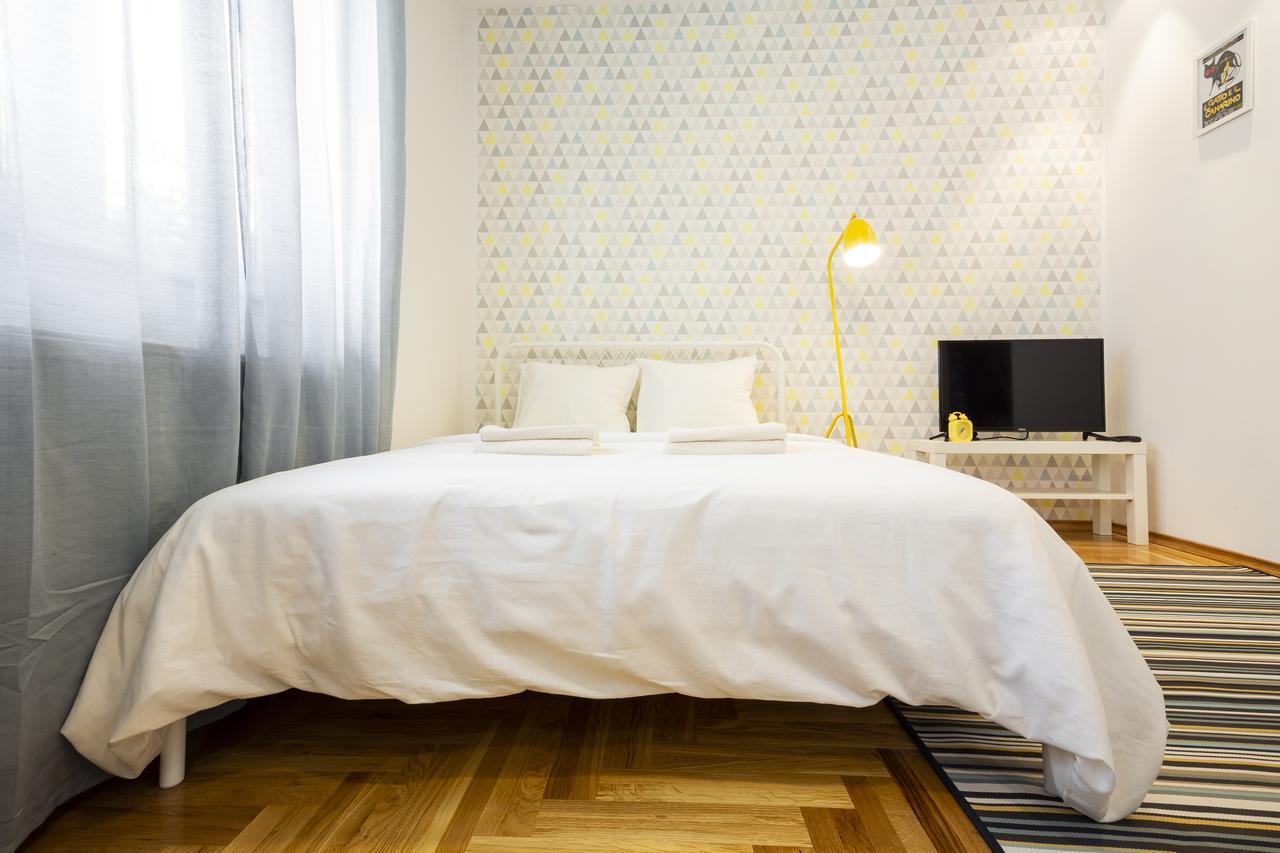 Giallo apartment - Free Private Parking Novi Sad Esterno foto