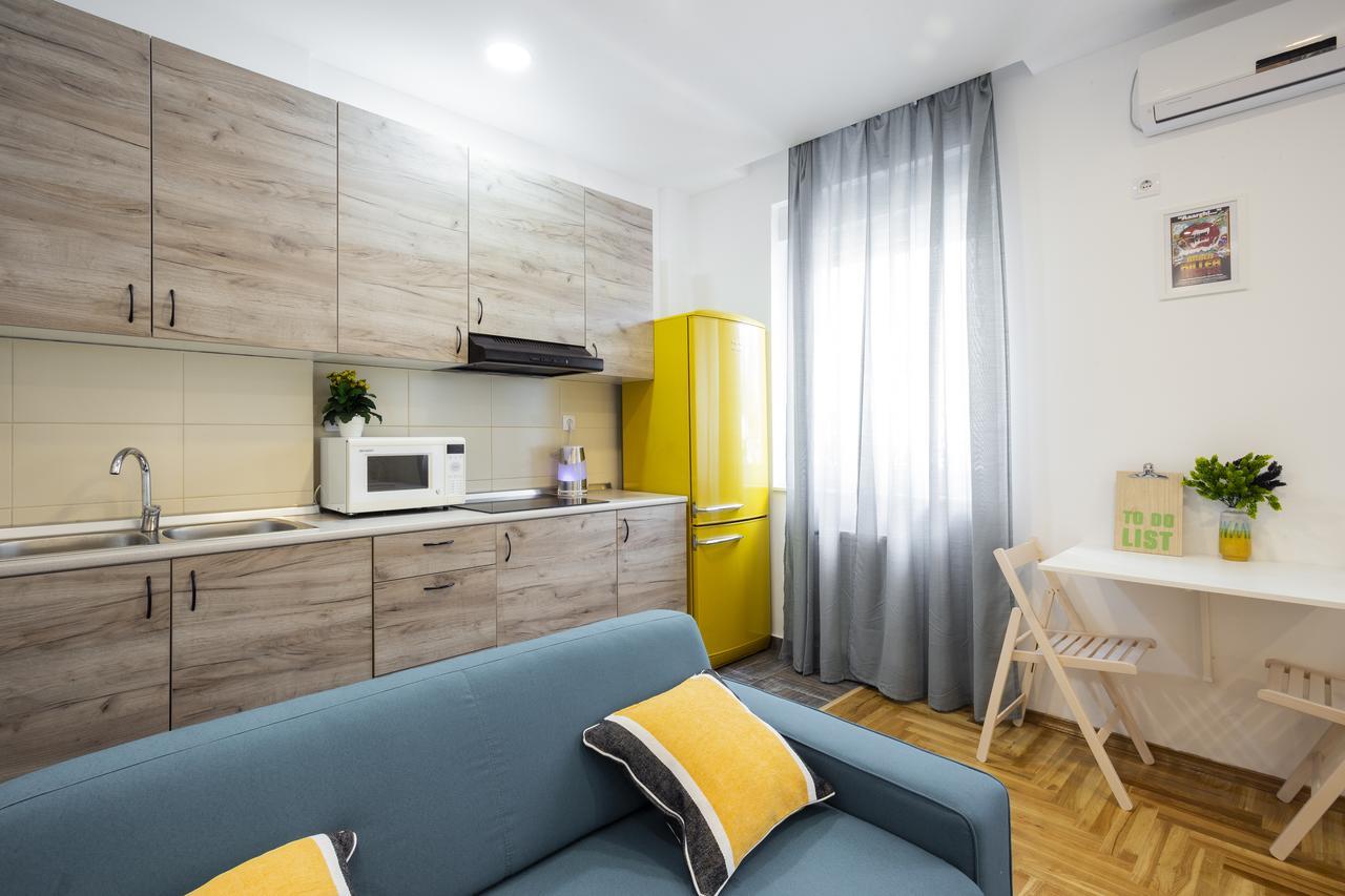 Giallo apartment - Free Private Parking Novi Sad Esterno foto