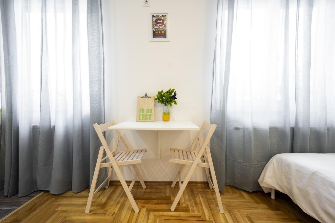 Giallo apartment - Free Private Parking Novi Sad Esterno foto