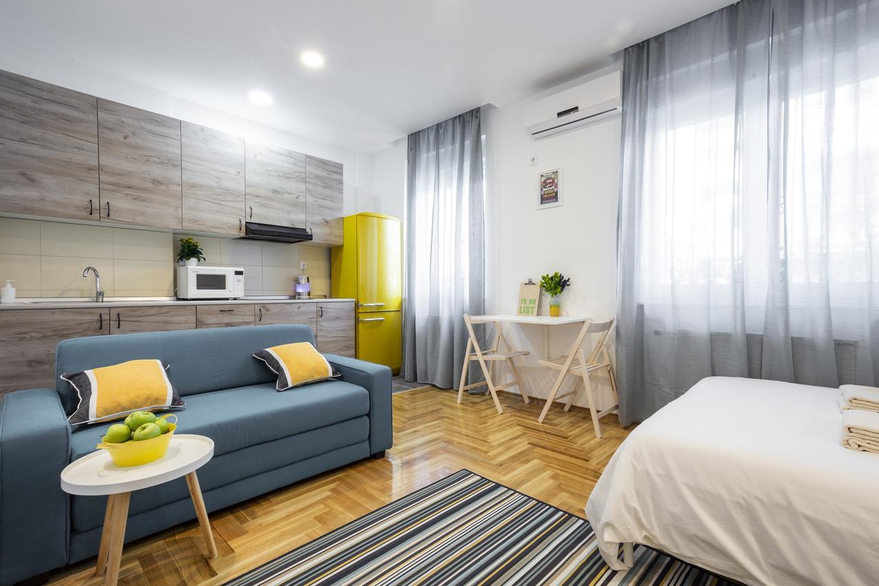 Giallo apartment - Free Private Parking Novi Sad Esterno foto