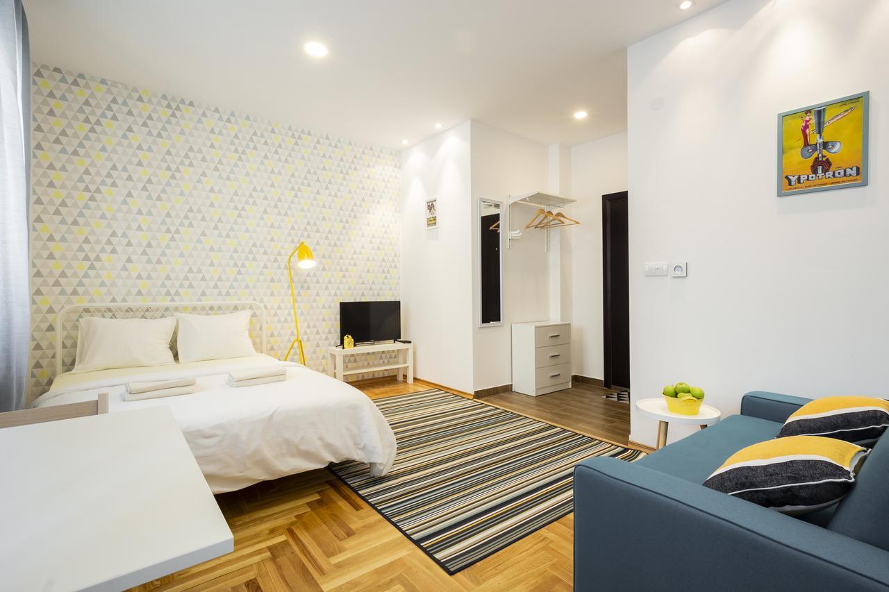 Giallo apartment - Free Private Parking Novi Sad Esterno foto